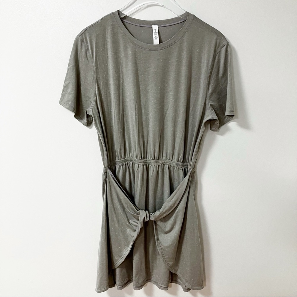 Lululemon | Gray Unwind Your Mind Dress 10 Basic Athletic Minimalist Neutral